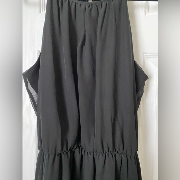 Xhilaration Hi Lo Halter Dress-Size Large With Key hold in front and back - Picture 5 of 12